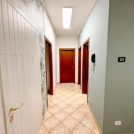 La Casa Di Cleo Apartment *